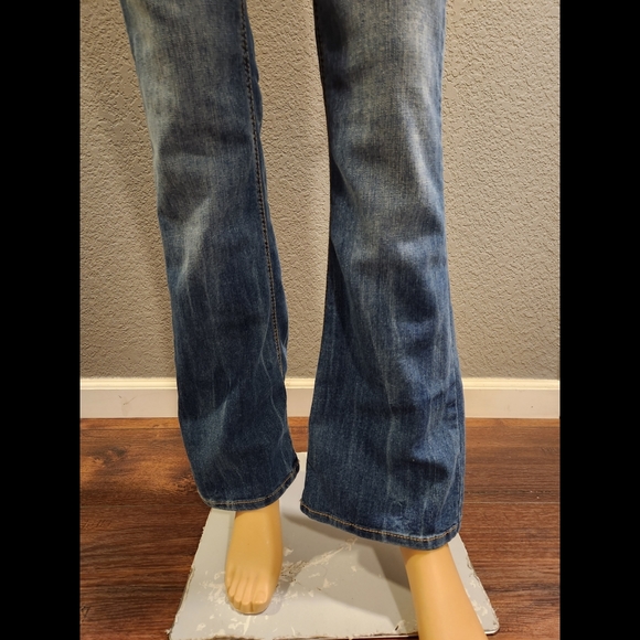 Distressed Wash Flare Jeans - Picture 10 of 16